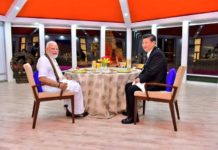 PM मोदी ने राष्ट्रपति जिनपिंग को दिया तोहफा, भेंट की खास सिल्क शॉल