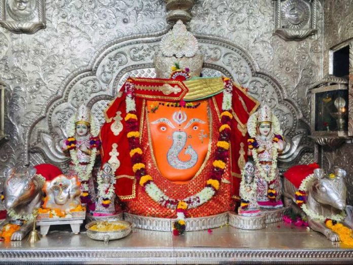 ganesh-1.jpg